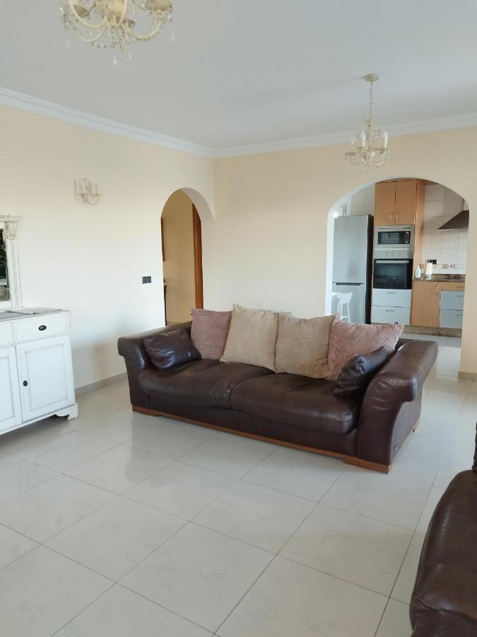 Villa Casa Del Sol: Spacious 3-Bedroom with Private Solar-Heated Pool Triquivijate Exterior photo
